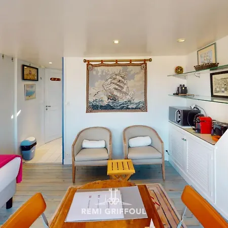 Apartament Racing The Wind Honfleur