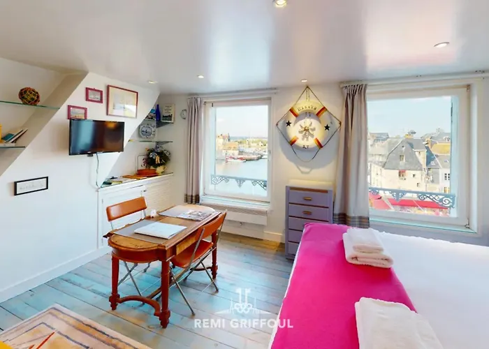 Racing The Wind Apartament Honfleur