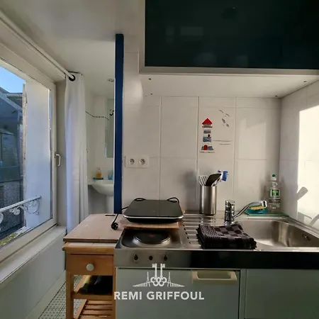 公寓 Racing The Wind